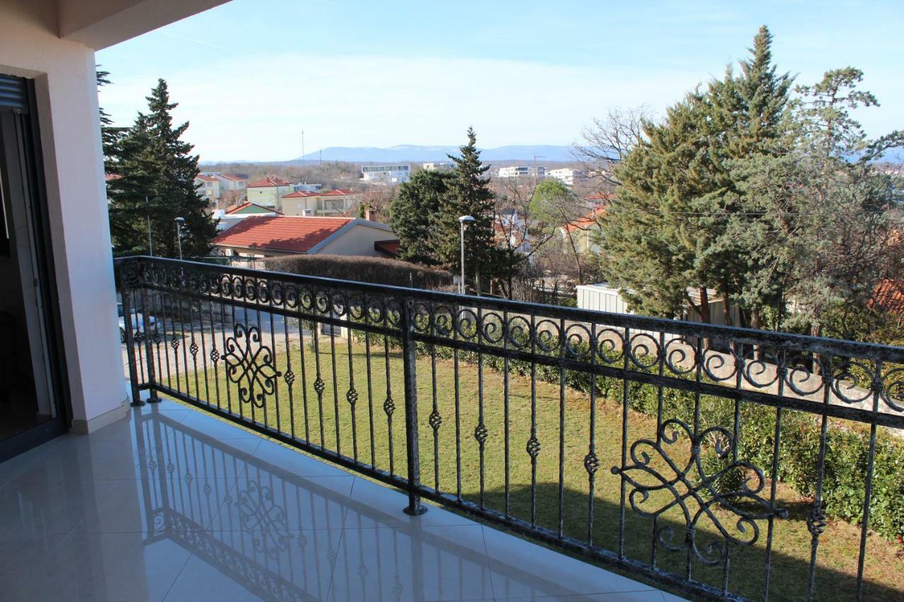 Villa Antunovic Malinska Exterior foto